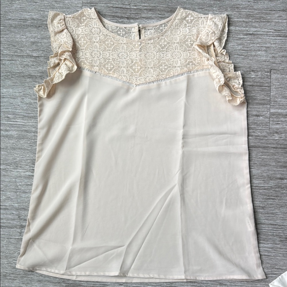 Elegant Lace Trim Blouse in Cream
